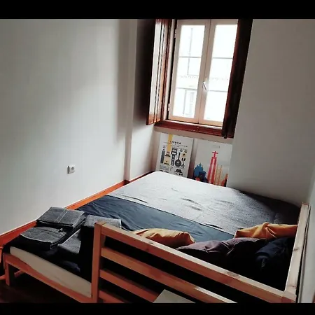 Апартаменты Cozy Between Lapa And Santos